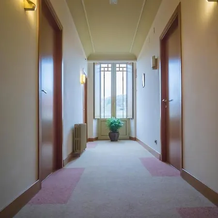 Roma Hotel