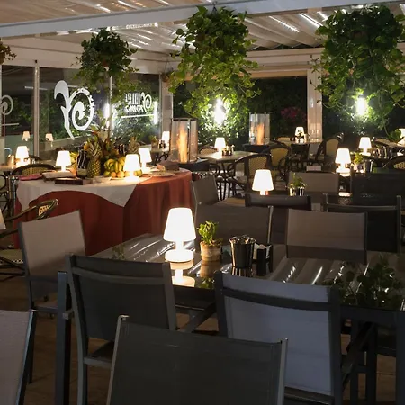 Roma Отель Саррия