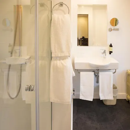 Roma ホテル サリア